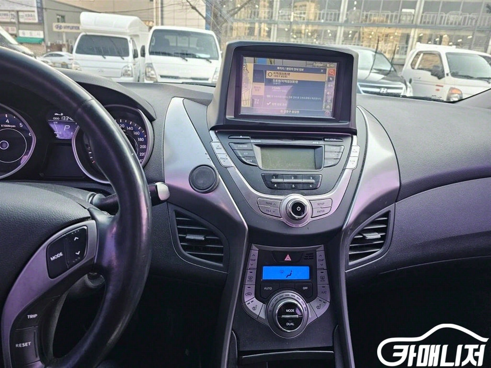 [현대]아반떼 MD M16 GDI 럭셔리 #3월급매 이미지