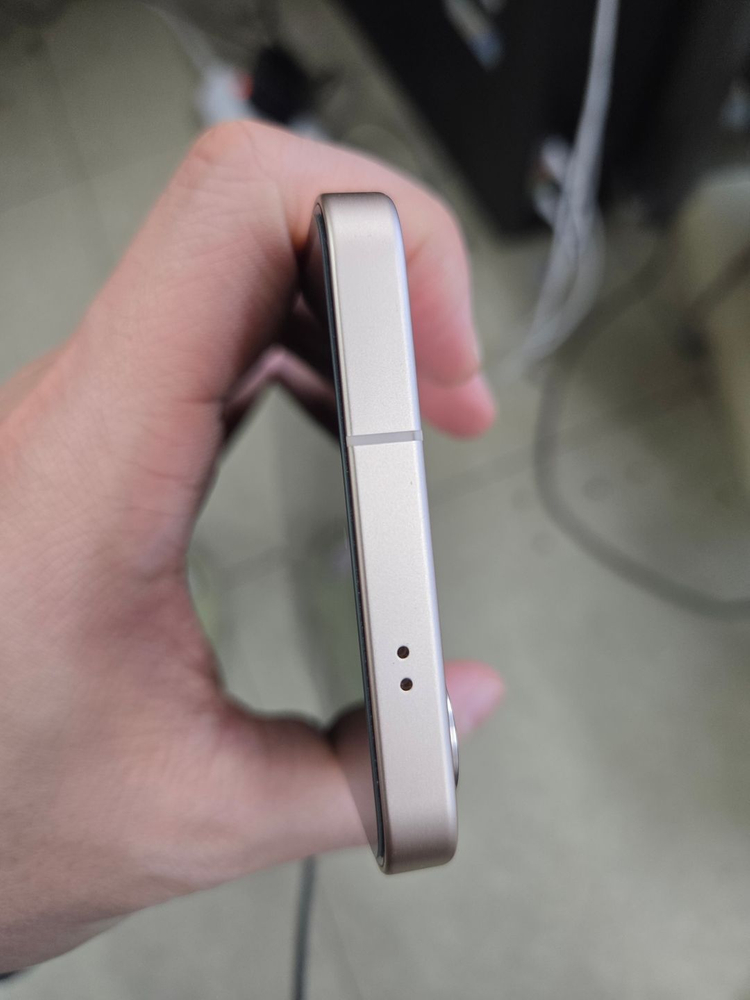 [75만]자급제 살구색 갤럭시S25 512기가 액정기스하나--2