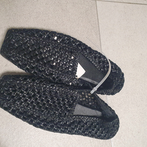 더캐시미어 샌들