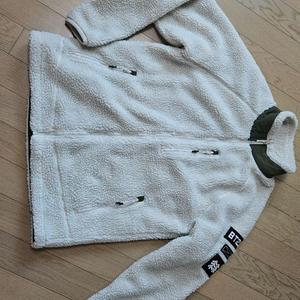 BTS, BT21 & 코오롱, 방탄 콜라보 후리스 집업 자켓 이미지