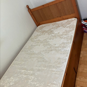 까사미아 원목침대 일룸 데스커 한샘 벤스 이케아 이미지