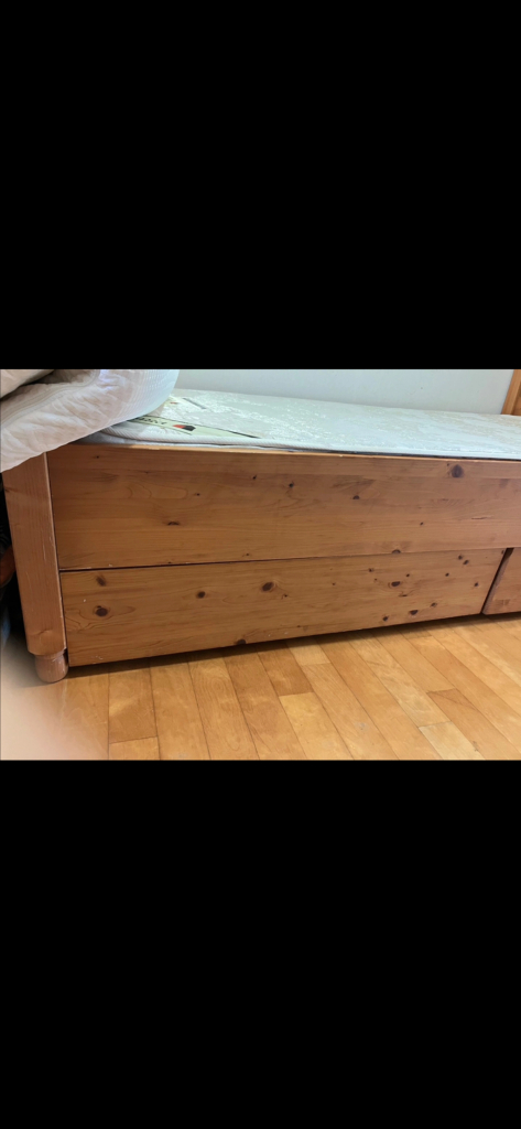 까사미아 원목침대 일룸 데스커 한샘 벤스 이케아 이미지