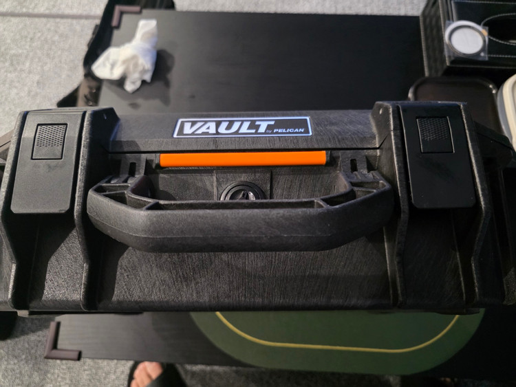 VAULT 펠리칸 V200 WF 폼포함 케이스 방수 방진 캐리어 (새상품-박스X)--1