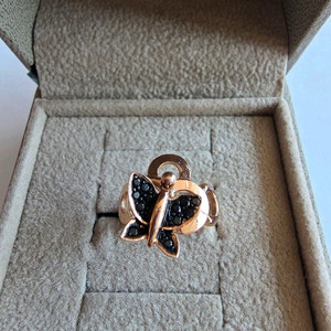 14K 나비큐빅이 움직이는 포인트 반지