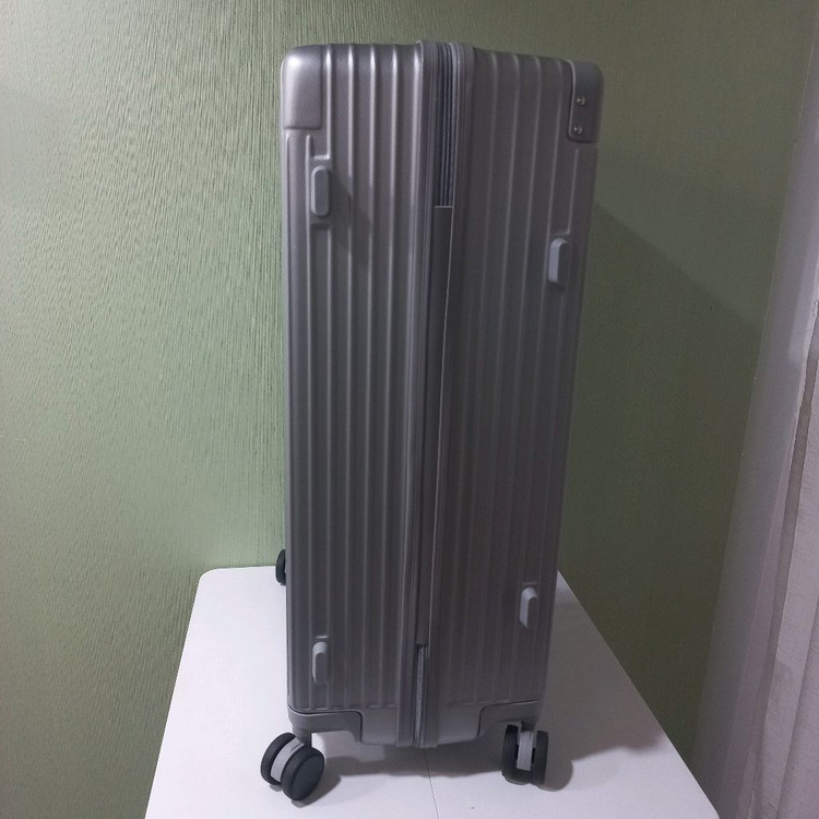 28인치캐리어 콜마르 실버 새상품--3