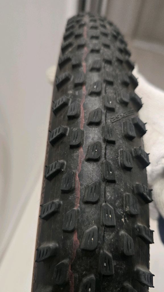 MTB 타이어 29x2.35--4