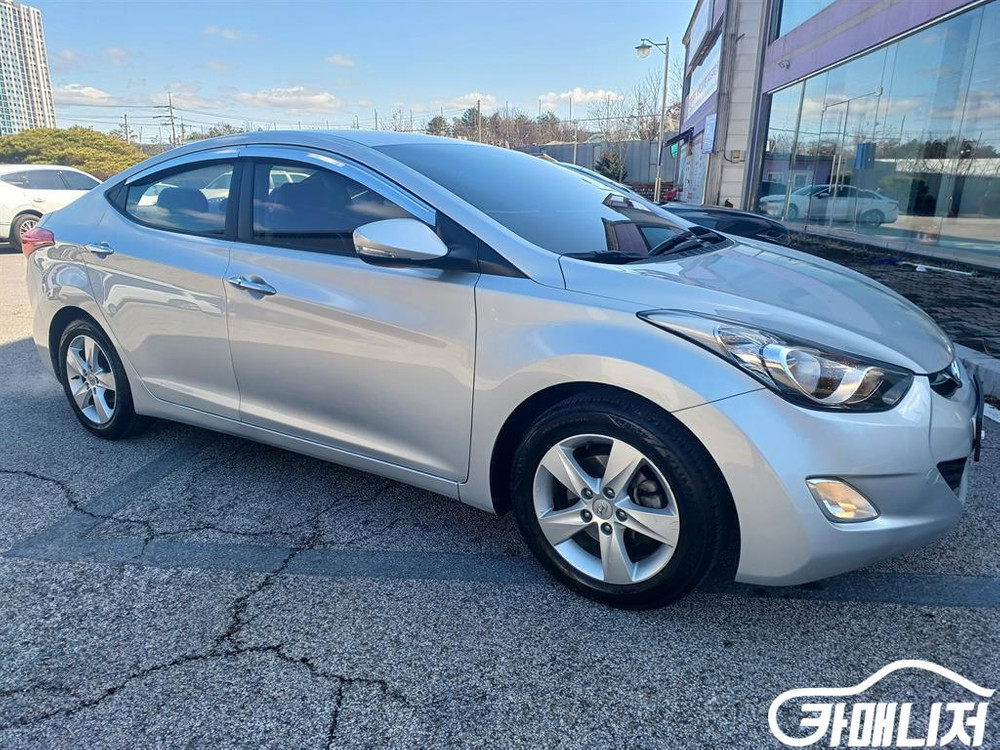 [현대]아반떼 MD M16 GDI 프리미어 #3월급매 이미지