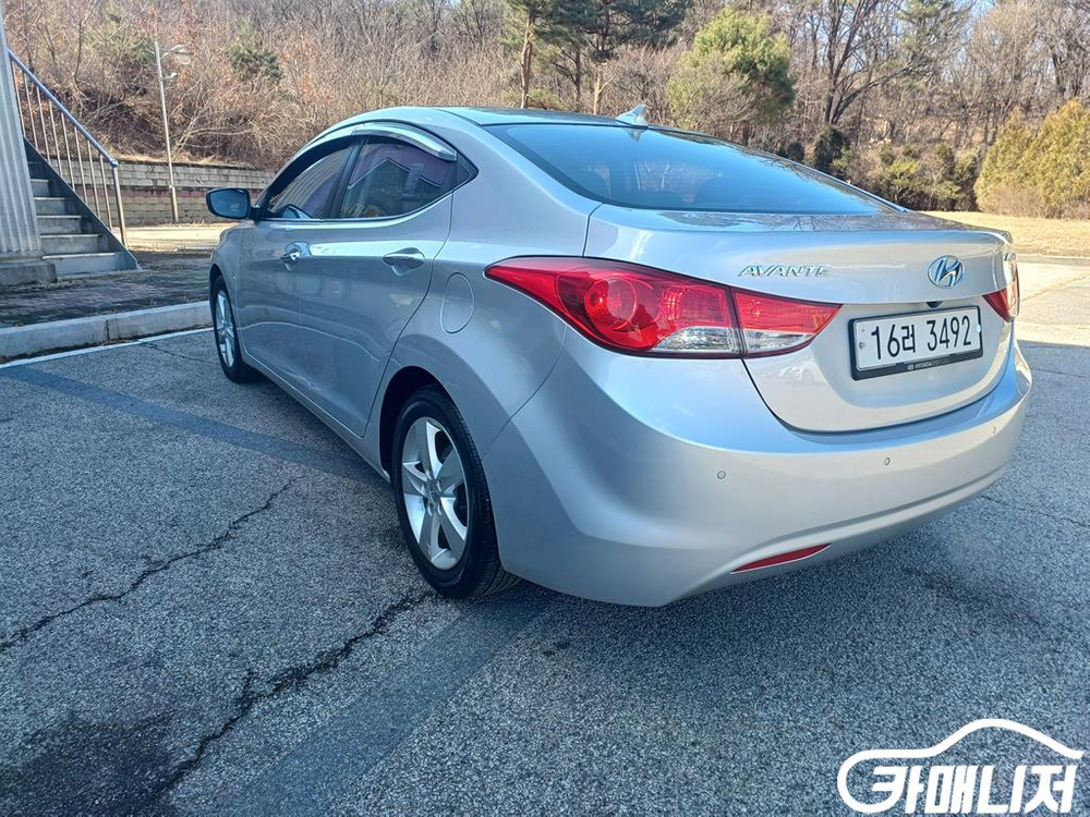 [현대]아반떼 MD M16 GDI 프리미어 #3월급매 이미지
