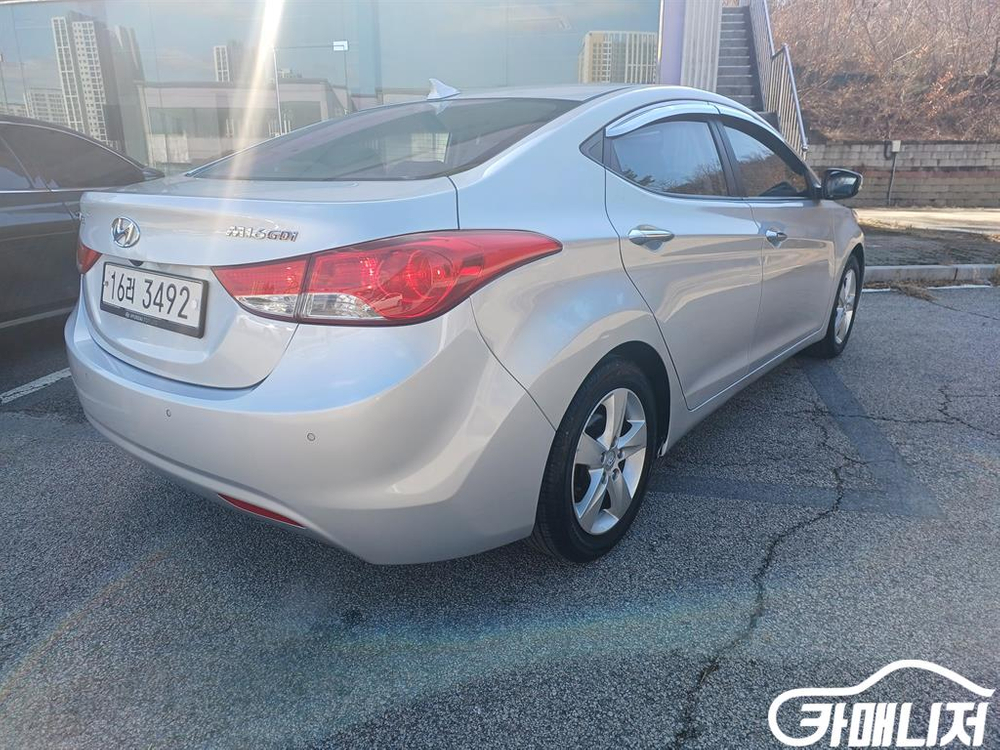 [현대]아반떼 MD M16 GDI 프리미어 #3월급매 이미지