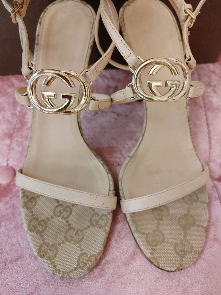 정품- 구찌 샌들--4