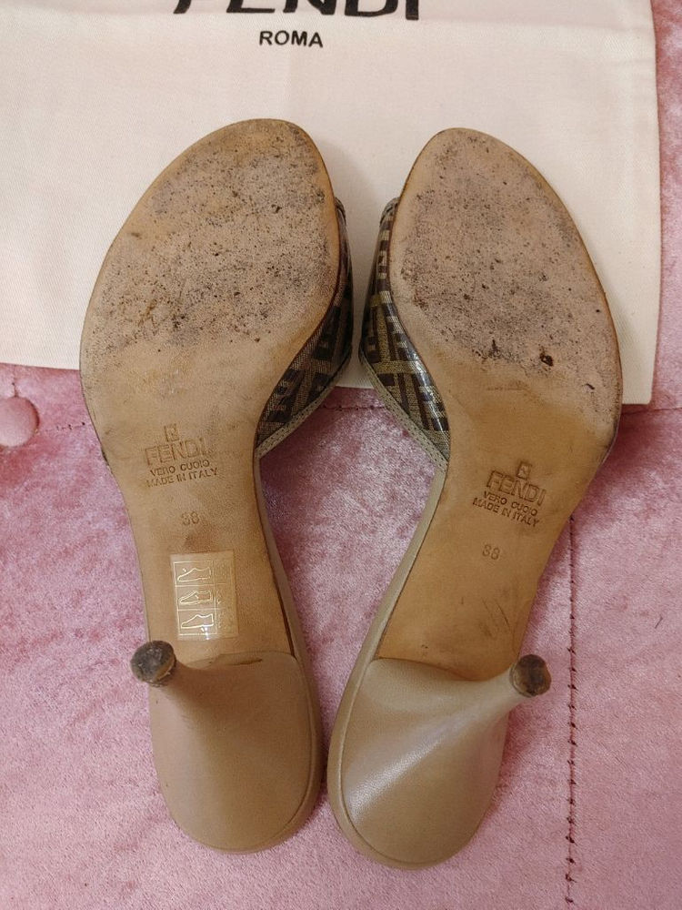 정품- 펜디 슬리퍼힐--7