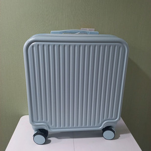 18인치캐리어 루브르 블루 새상품