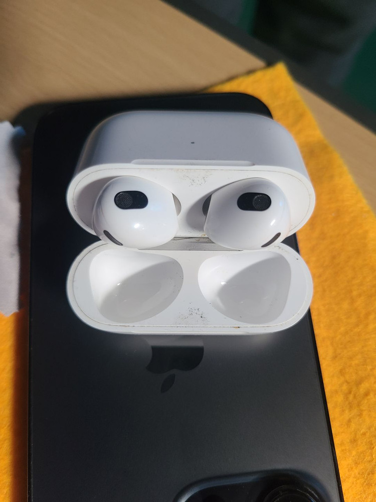 아이폰13프로 (그래파이트) 128기가+에어팟3세대 이미지