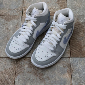 (220)나이키 조던 1 미드 울프 그레이 스니커즈 운동화 이미지