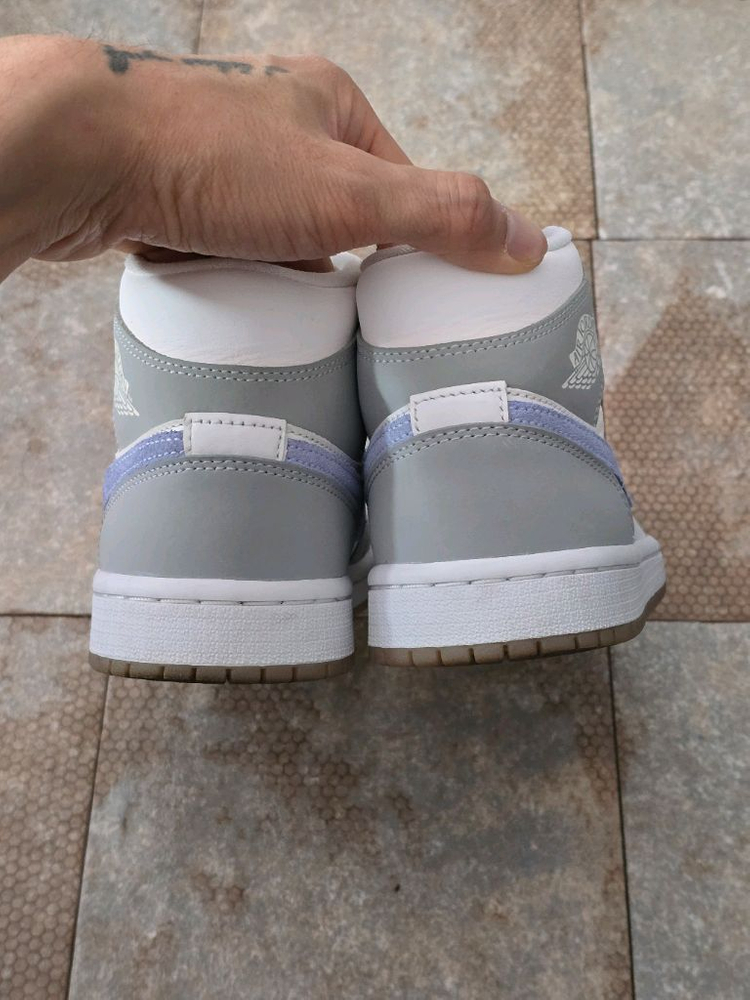 (220)나이키 조던 1 미드 울프 그레이 스니커즈 운동화 이미지