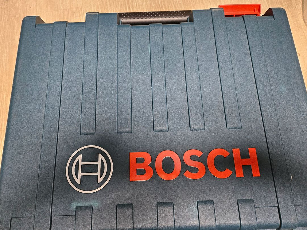 보쉬 GSA 18 V-LI 충전식 왕복톱 컷쏘 세트 이미지