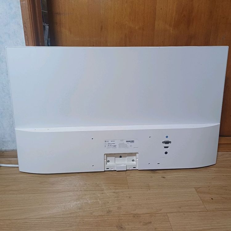 32인치 게이밍 모니터 LG 32MP58HQ 액정파손 부품용판매 이미지