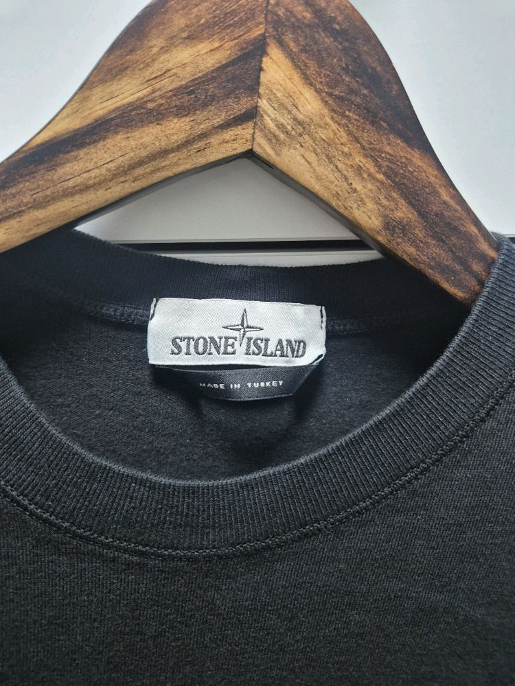 스톤아일랜드 롱슬리브 블랙 이미지