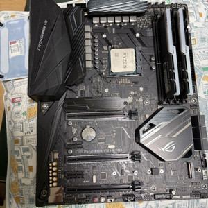 5700x, x470 crosshair, clc280, 지스킬3200 cl14 16gb 이미지