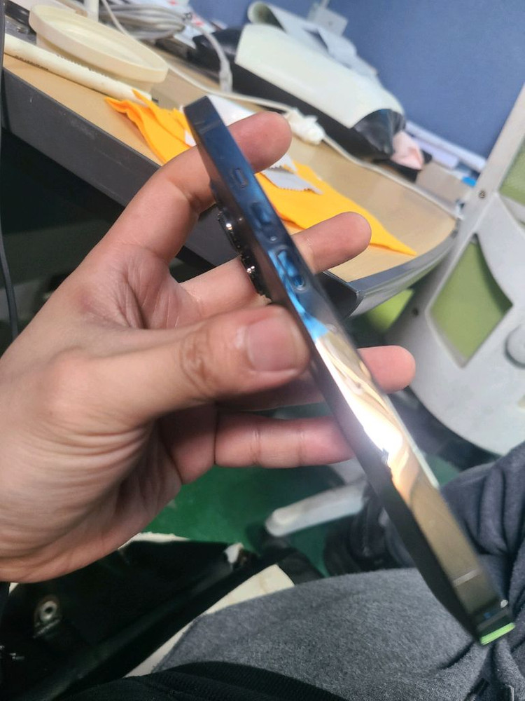 아이폰13프로 128기가 팝니다 이미지