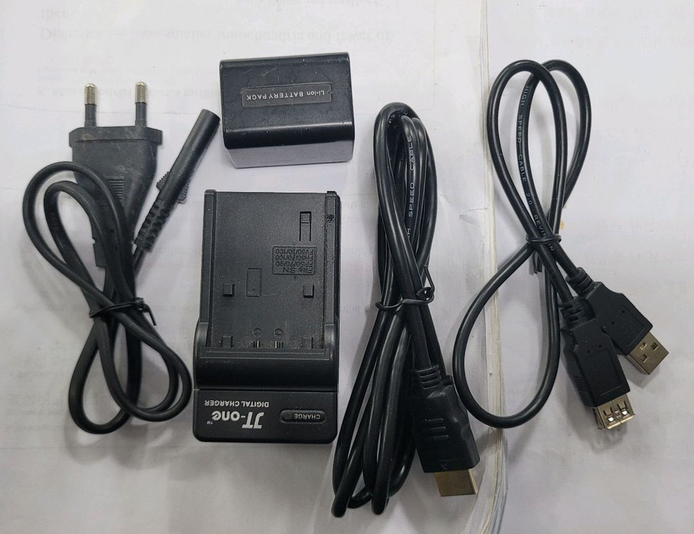 소니 디지탈캠코더 pj340 . 거의 새것수준 팝니다--1