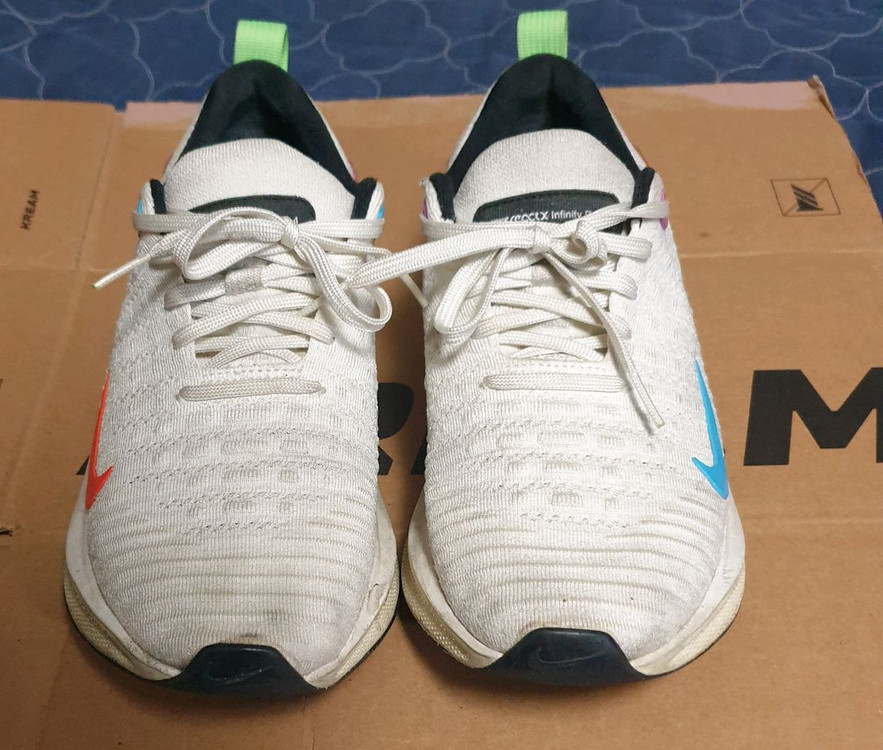 나이키 인피니티 런4 SE 푸시아드림 런닝화 (250) 이미지