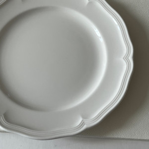 새상품 빌레로이앤보흐 마누아 샐러드 접시