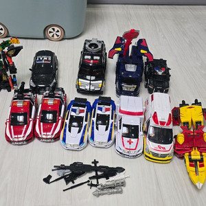 헬로카봇 변신 자동차 장난감 일괄