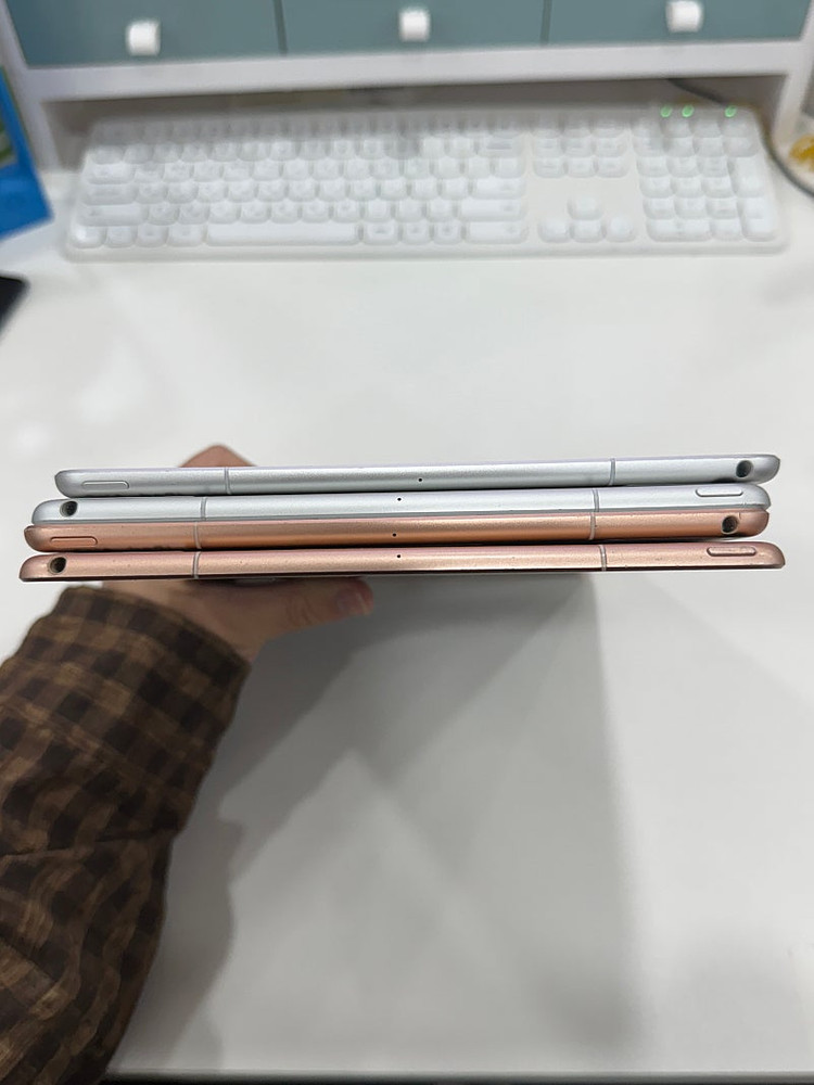 아이패드 에어3 셀룰러 256GB [골드/실버] 재고 여러대 판매합니다~ 이미지