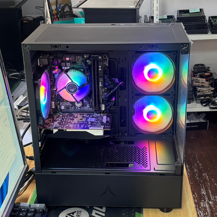 발로란트 피파 롤 i7-4790+GTX1050 게임용 중고리퍼 PC 본체 게이밍 컴퓨터 이미지