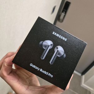 버즈3프로 미개봉 흰색 실버 팔아요 이미지