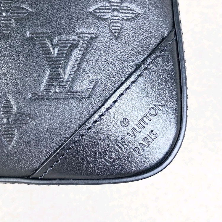 루이비통 크로스백 듀오 메신저 이미지