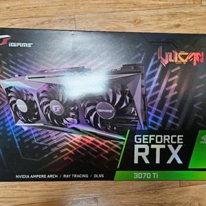 컬러풀 RTX 3070 Ti 불칸 그래픽카드 이미지