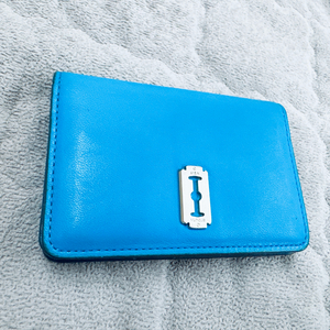 분크 퍼펙 에센스 카드지갑 블루