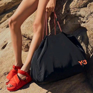 Y-3 요지 야마모토 비치백 이미지