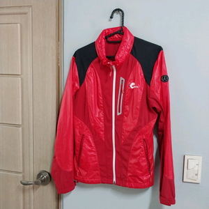 네파 여성100 바람막이 소재