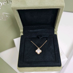 반클리프 스위트 목걸이