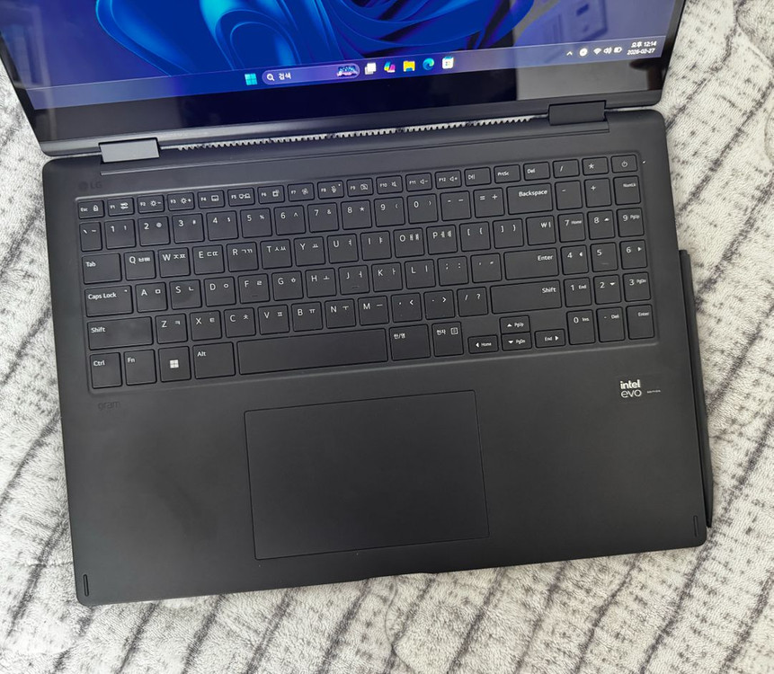 2024 LG 그램 프로 360 16형 블랙 이미지