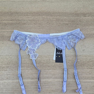 일본 와코루 살루트 가터벨트 M 판매. 새제품. 섹시란제리. 스타킹 이미지