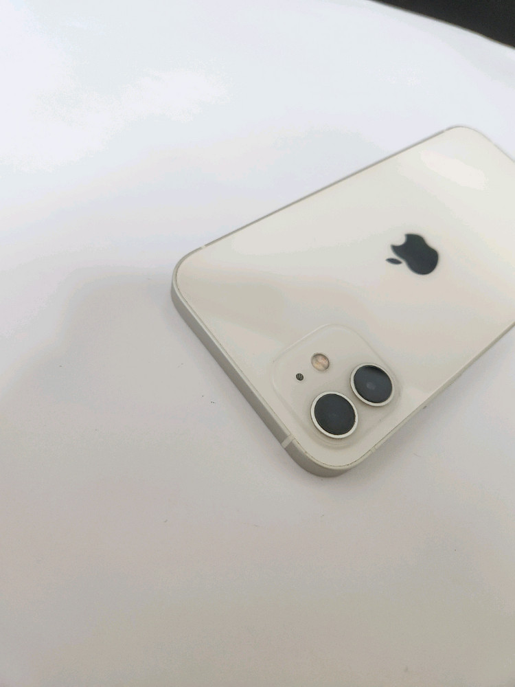 아이폰12 S급 무잔상 아주깨끗 128기가 화이트 이미지