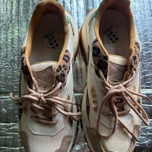 사이즈 240 레오파드 호피무늬 호피 신발 운동화 스니커즈 팝니다 이미지