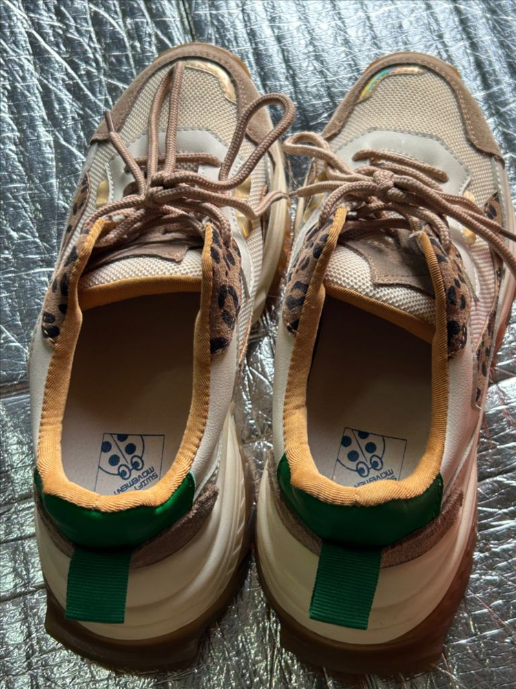 사이즈 240 레오파드 호피무늬 호피 신발 운동화 스니커즈 팝니다 이미지