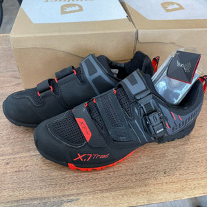 서플리스트 산악자전거 트레일 슈즈