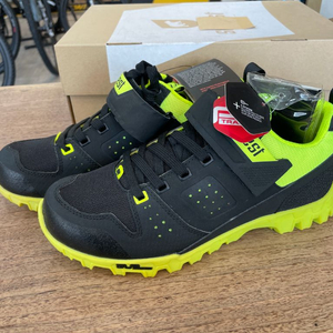 서플리스트 산악자전거 슈즈