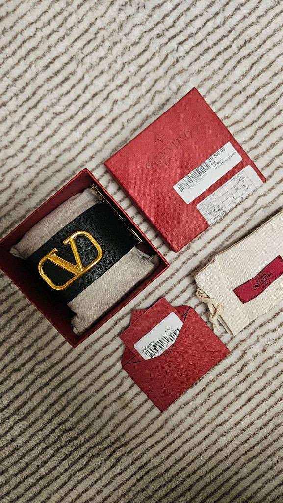 발렌티노 가죽팔찌--3