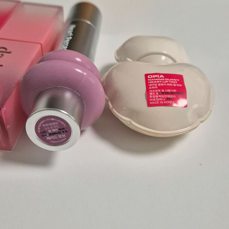 여쿨, 뉴트럴톤 블러셔, 립제품 묶음판매! 초기 화장품 마련에 좋아요(클리오 단종블러셔, 단델리온, 도토리좋아해 등 이미지