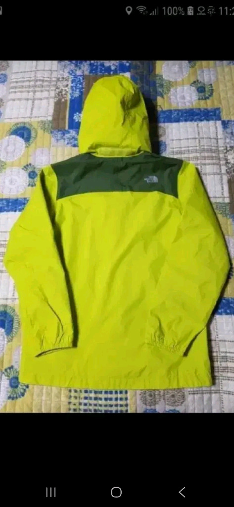(새상품급,정품)노스페이스 방수 여성 바람막이 형광 자켓 55사이즈--2
