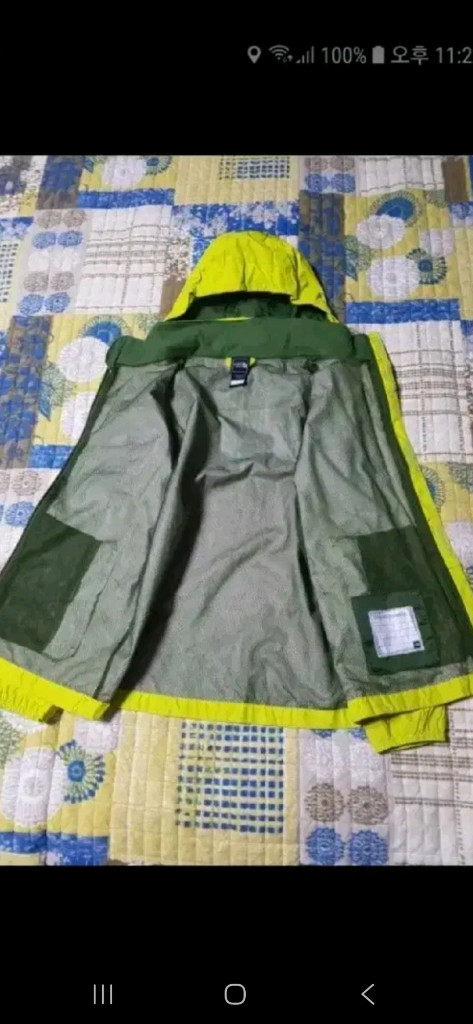 (새상품급,정품)노스페이스 방수 여성 바람막이 형광 자켓 55사이즈--4