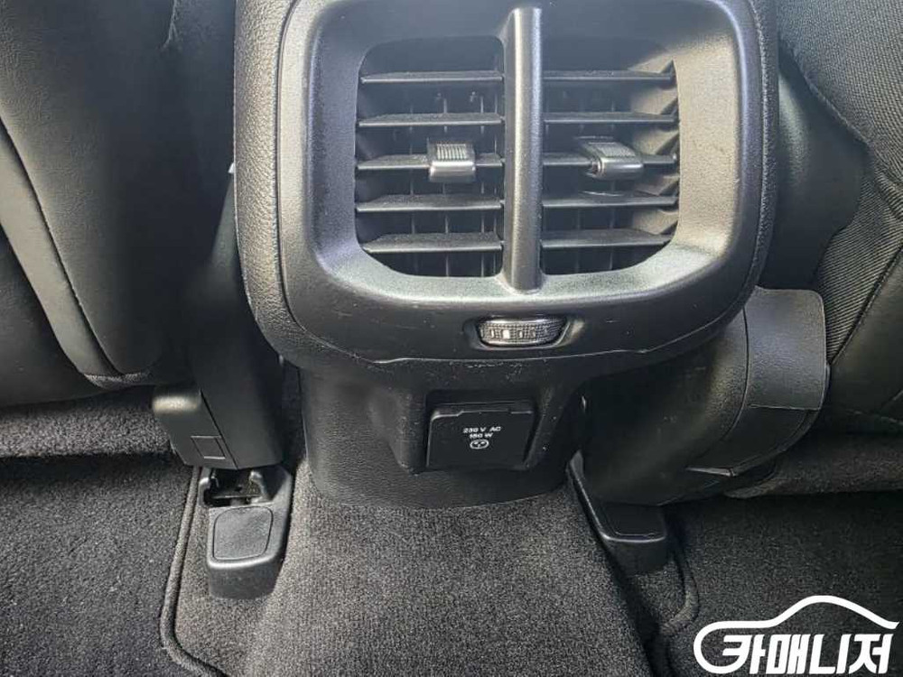 [지프]체로키(KL) 2.4 론지튜드 AWD (5인승) #3월급매--6