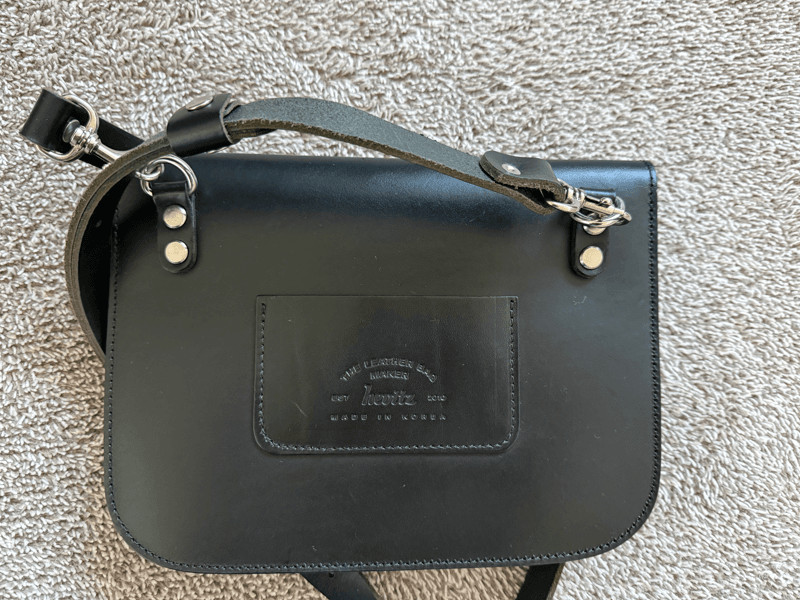 헤비츠 410 페이지백 클러치 크로스백 3way 베지터블 가죽 가방 판매합니다--3